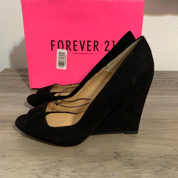 Forever 21 Black Open Toe Wedge shoes, sz 9 NWT - Picture 3 of 7